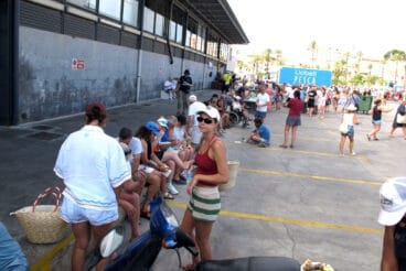 Reparto de sardinas en las Fiestas de Dénia 12