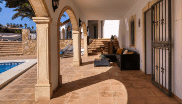 Bar Llàcer rinde homenaje diario a la tradición de los almuerzcos