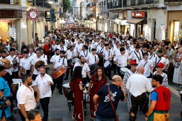 desfile infantil de moros y cristianos de denia 2025 106