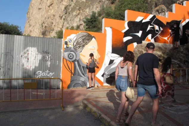 Juegos, música y arte mural marcan la celebración del Día Internacional de la Juventud en Dénia 34 dia internacional de la juventud en denia 33