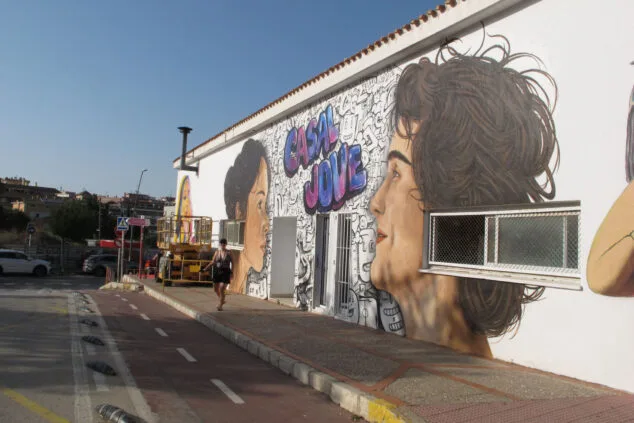 Juegos, música y arte mural marcan la celebración del Día Internacional de la Juventud en Dénia 36 dia internacional de la juventud en denia 35