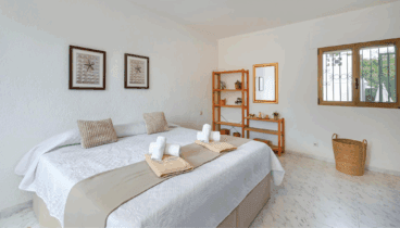 Dormitorio con litera ideal para niños en vacaciones en Dénia