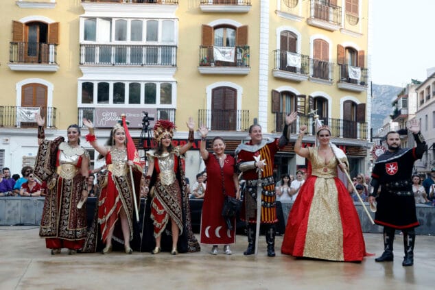 Así se vivió el Milagro de la Niebla y el fin de las Fiestas de Moros y Cristianos de Dénia 27 milagro de la niebla y fin de fiesta de moros y cristianos en denia 26