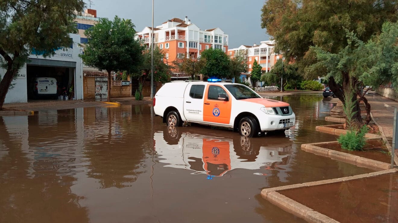 Calles bajo la lluvia en Dénia este septiembre 2025 18