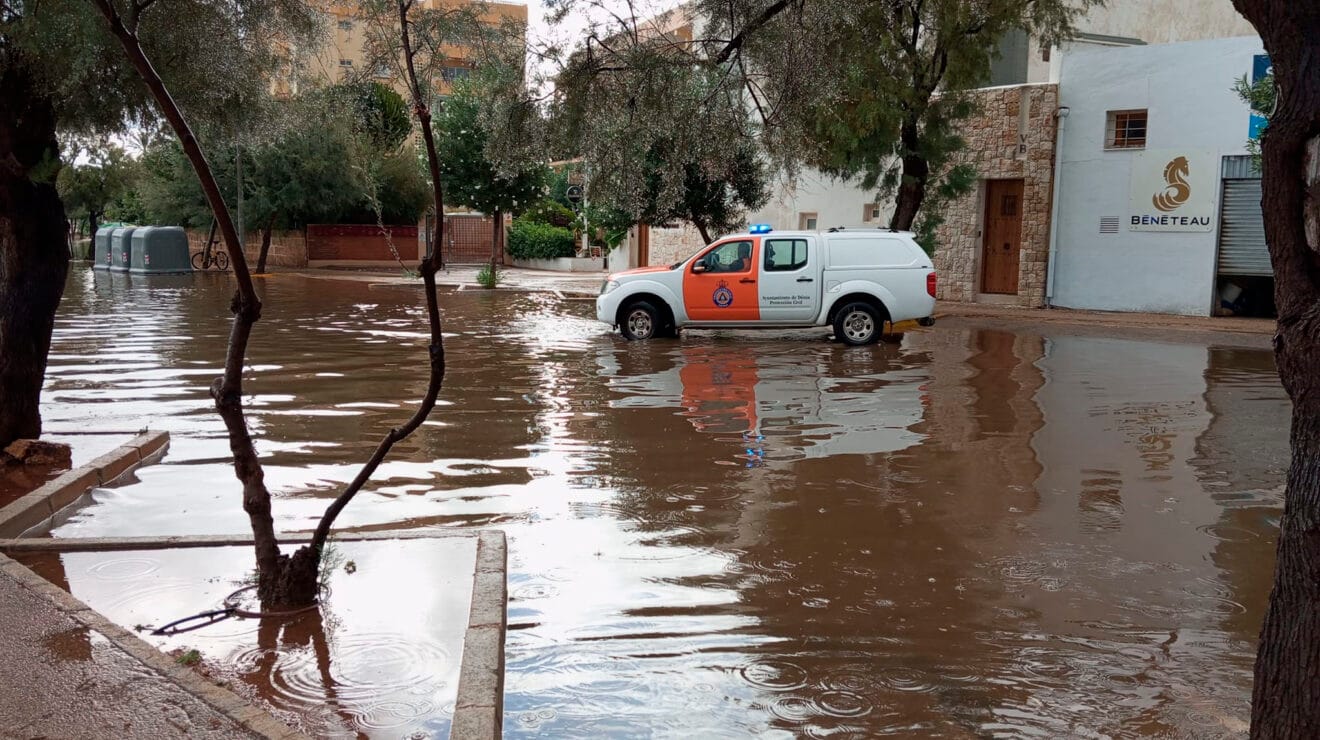 Calles bajo la lluvia en Dénia este septiembre 2025 23