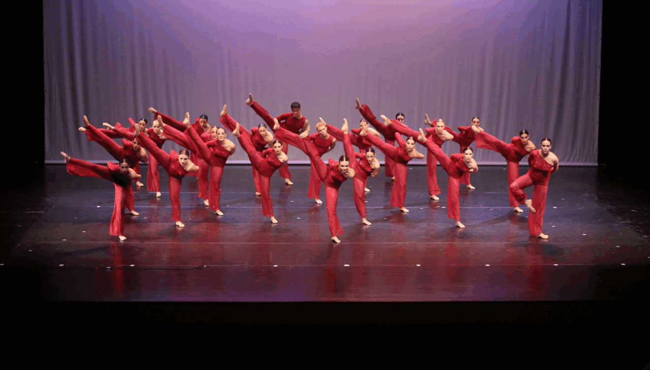 Vive la emoción del escenario con el Estudio de Danza Patricia Sentí