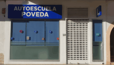 Acércate a Autoescuela Poveda y únete a la carretera