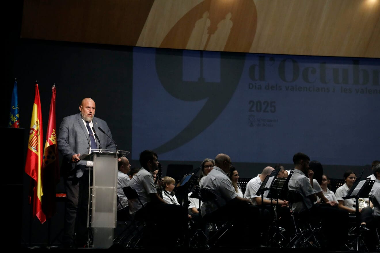 Acto del 9 d'Octubre 2025 de Dénia 28