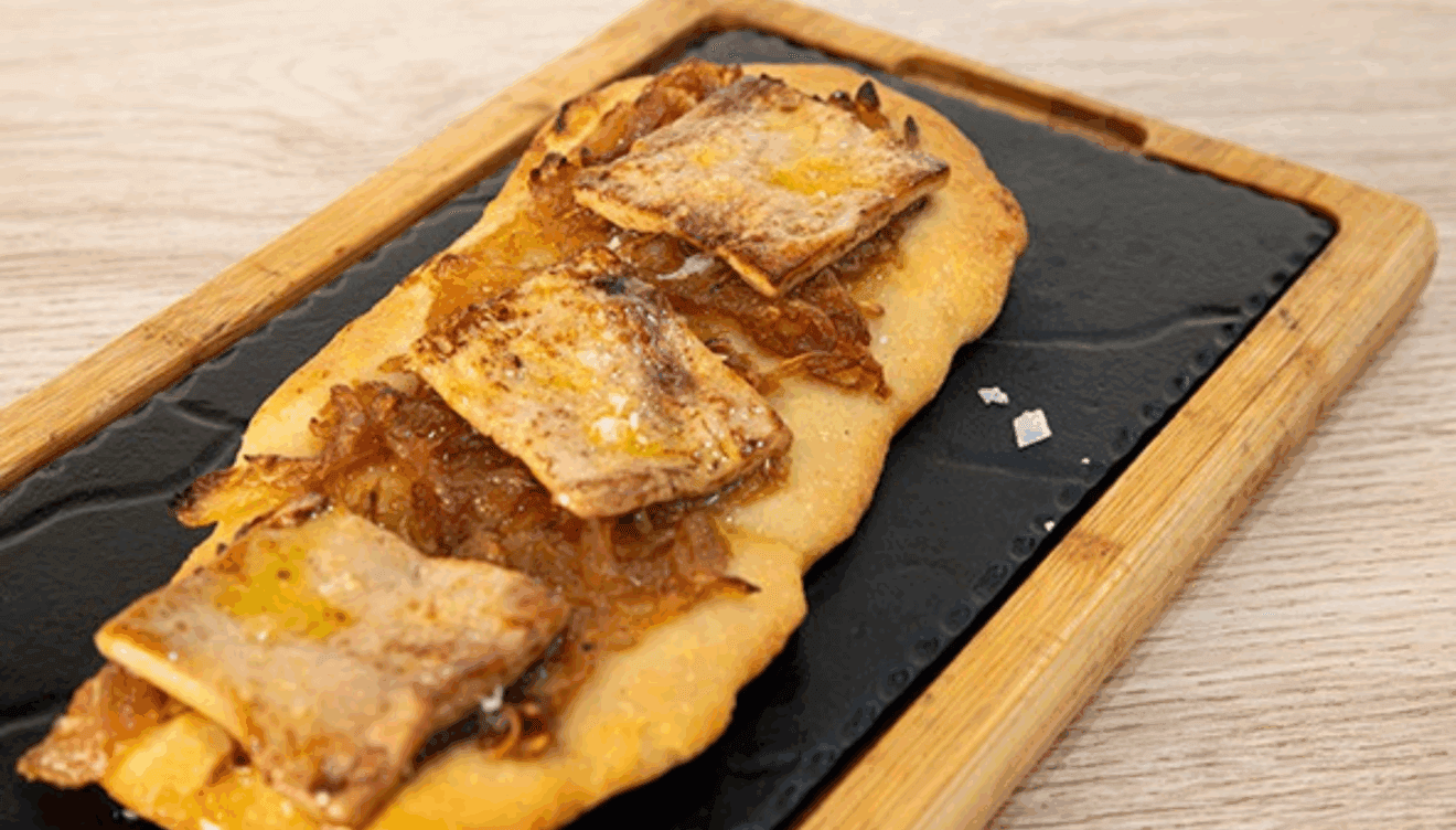 Cocas tradicionales en Tempura Bar