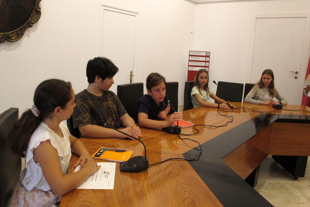 Dénia constituye el Consell de Infancia y Adolescencia 20252026 (11)