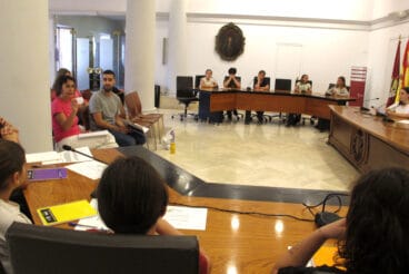 Dénia constituye el Consell de Infancia y Adolescencia 20252026 (14)