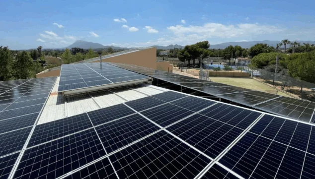 Imagen: Energías Renovables HG se encarga de tener apunto tus panales solares