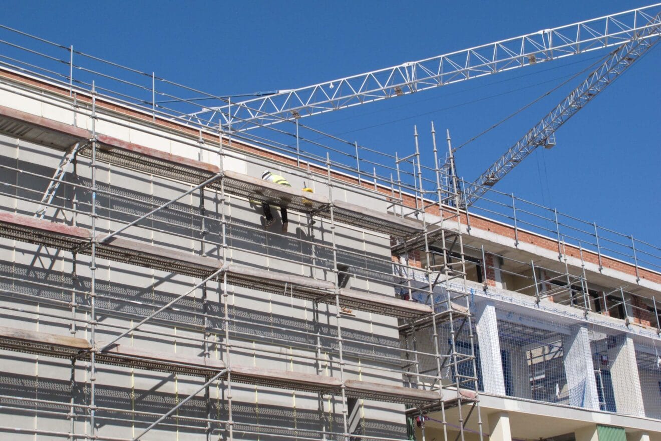 Fachada de una nueva construcción en Dénia