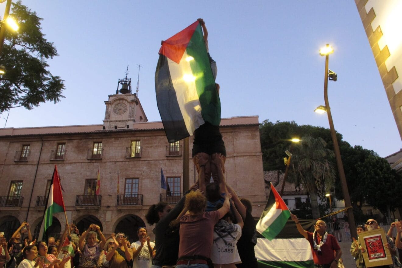 Muixeranga por Palestina en Dénia