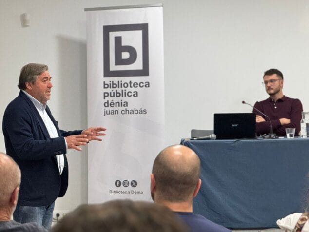 Imagen: Rafa Carrió durante la presentación