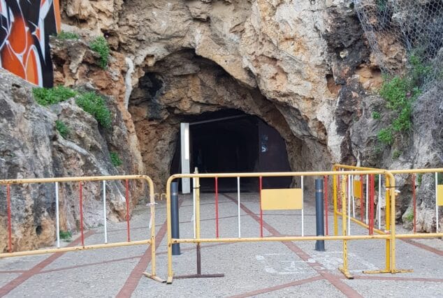 Imagen: Túnel del Castillo cerrado al paso