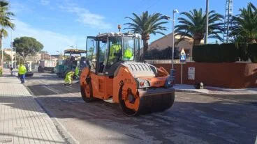 asfaltado en una calle de denia