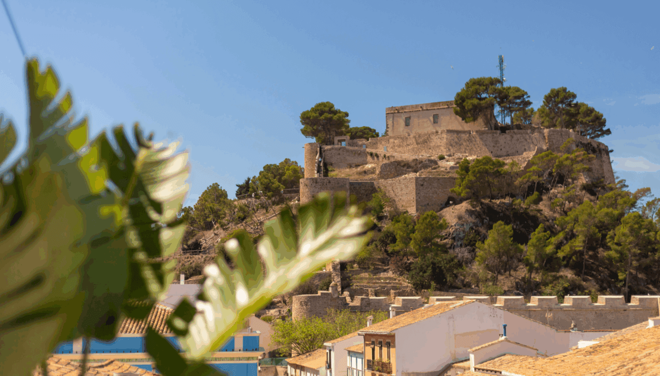 Escapada mediterránea con historia, naturaleza y mar en Dénia