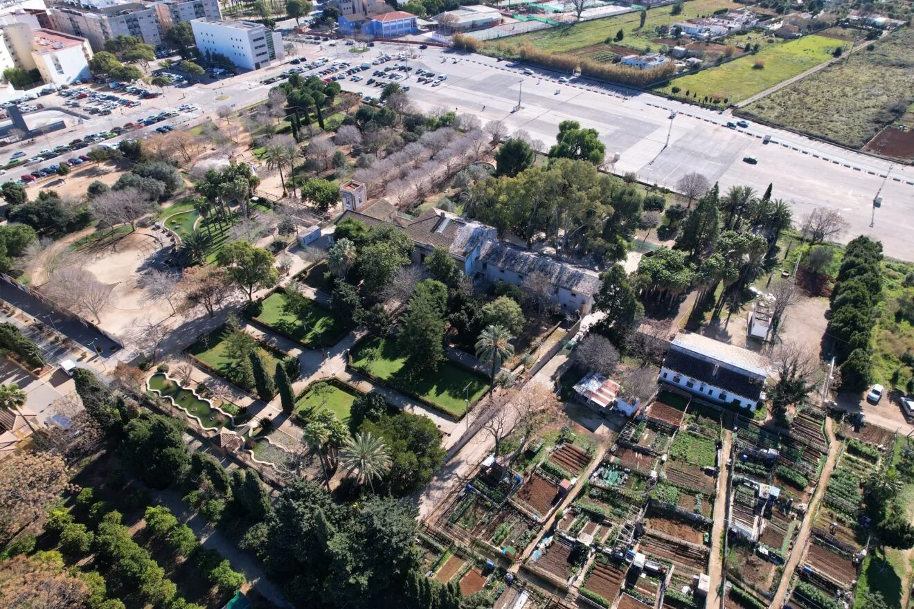 Foto aérea de la casa de Torrecremada, primera sede universitaria de Dénia