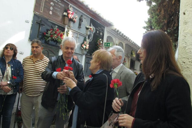 «Para que sus nombres no se borren»: Dénia rinde homenaje a los 49 republicanos fusilados en 1939 en el cementerio municipal 28 homenaje a los republicanos fusilados en denia 28