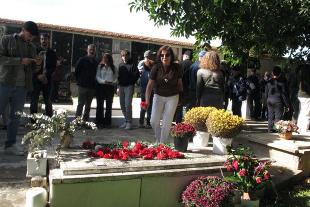 «Para que sus nombres no se borren»: Dénia rinde homenaje a los 49 republicanos fusilados en 1939 en el cementerio municipal 44 homenaje a los republicanos fusilados en denia 44