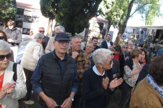 «Para que sus nombres no se borren»: Dénia rinde homenaje a los 49 republicanos fusilados en 1939 en el cementerio municipal 8 homenaje a los republicanos fusilados en denia 5