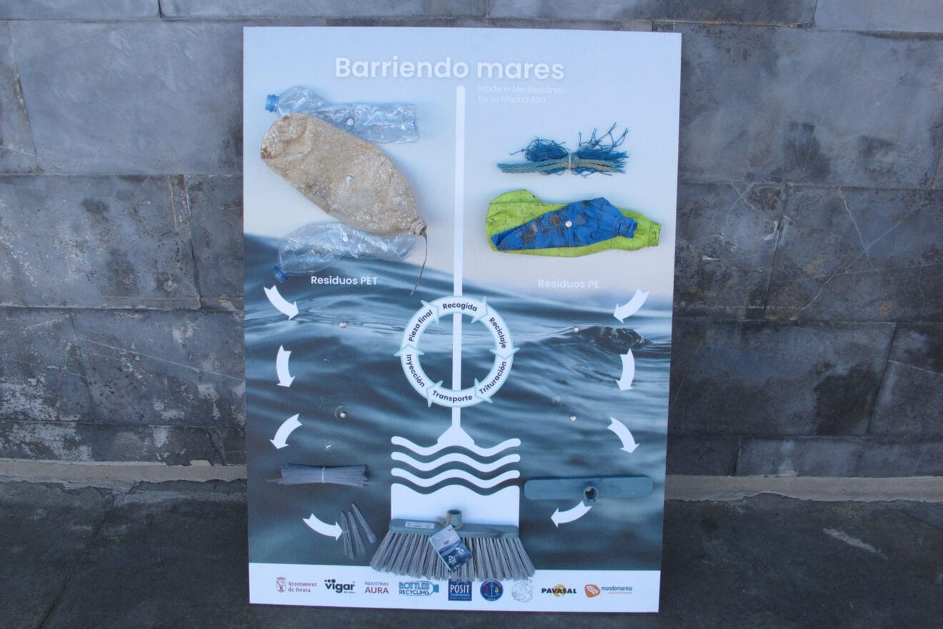 Jornada Barriendo mares en Dénia (16)