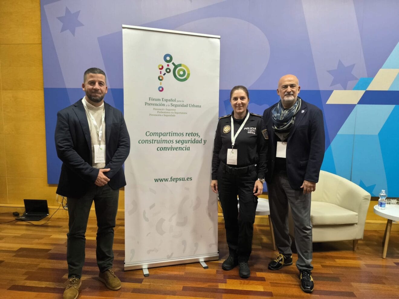 La Policía Local de Dénia lleva su mensaje de prevención hasta las Jornadas FEPSU