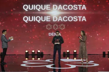 quique dacosta durante la gala michelin 2025