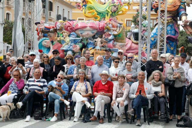 ¿Por qué es tan cara la vivienda en Dénia? Los 10 titulares que lo explican 5 Imagen: Se dispara la compra de vivienda por extranjeros que ya casi superan al cliente nacional