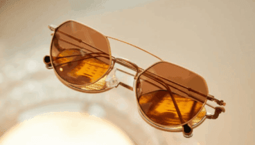 Viste y protege tus ojos en Óptica Romany