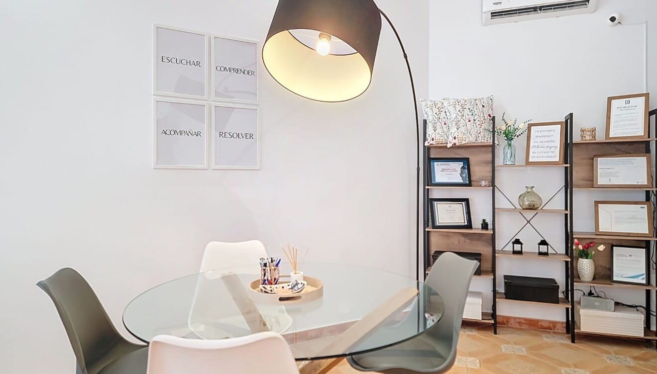 Agencia inmobiliaria independiente en Dénia