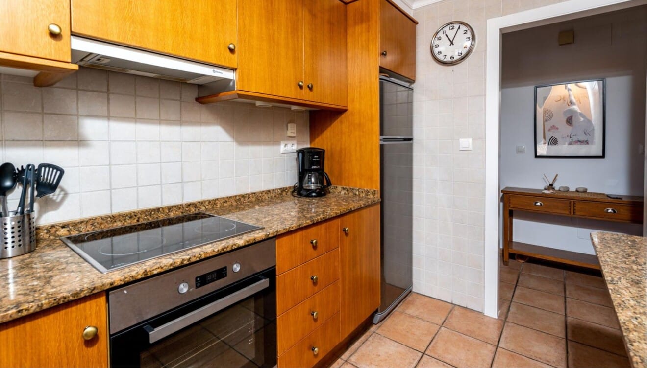 Alquiler vacacional con cocina equipada lavavajillas y microondas