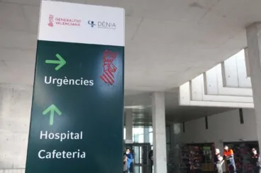 carteleria de urgencias en el hospital de denia