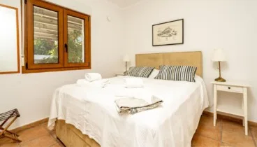 Dormitorios con aire acondicionado ideales para familias en Denia