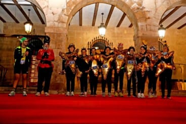 El Soldado Británico y Estrelles del CE Llebeig de Xàbia ganadores a los mejores disfraces