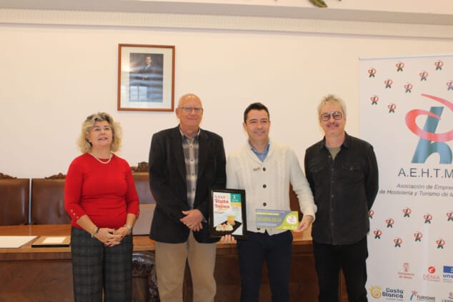 Dénia ya tiene ganadores de la XXVI Ruta de Tapas: estos son los premiados y sus tapas estrella 3 entrega de premios de la 26a ruta de tapas de denia 02