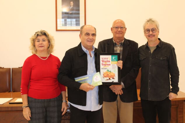 Dénia ya tiene ganadores de la XXVI Ruta de Tapas: estos son los premiados y sus tapas estrella 7 entrega de premios de la 26a ruta de tapas de denia 06