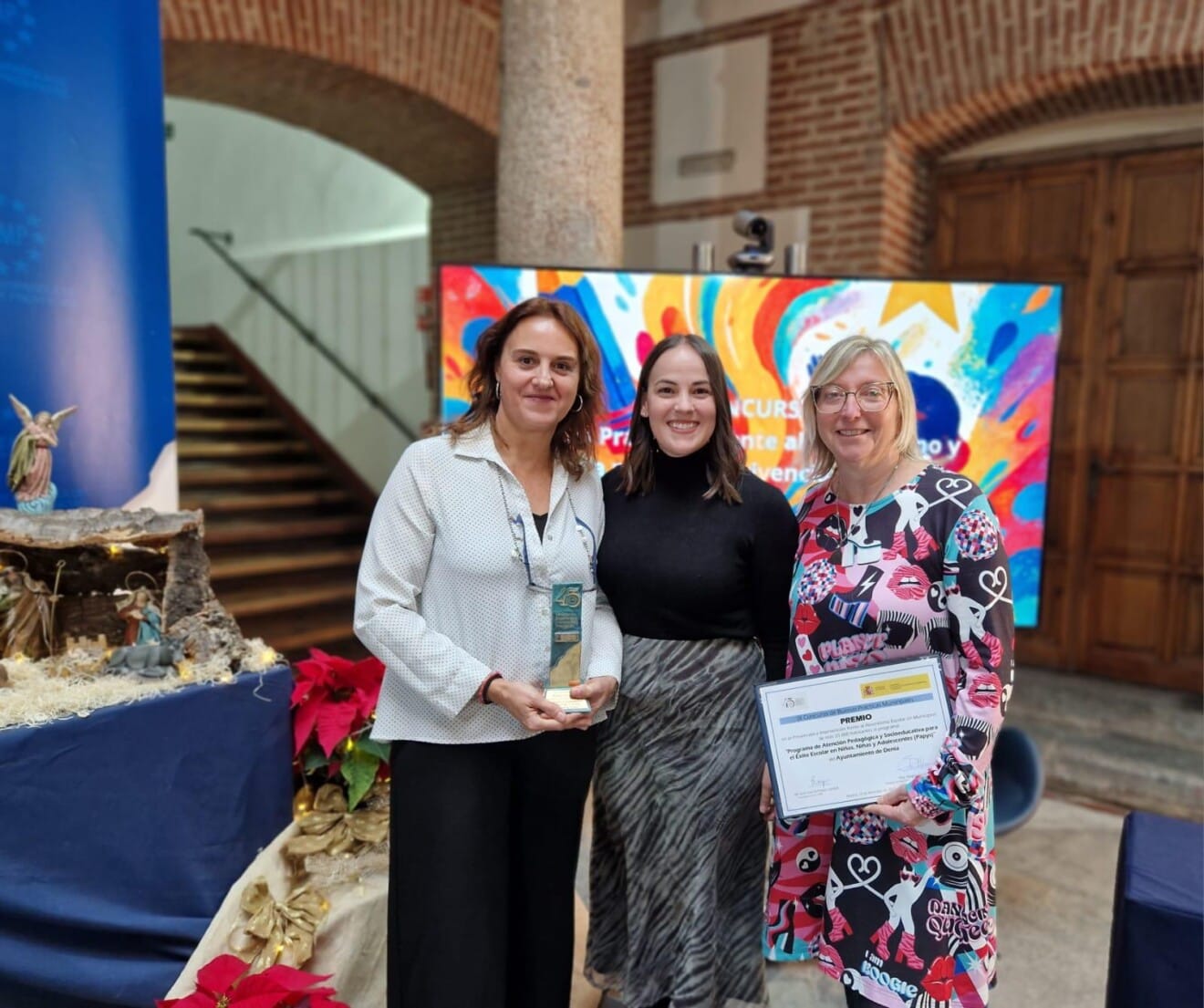 Melani con las técnicas del Ayuntamiento de Dénia