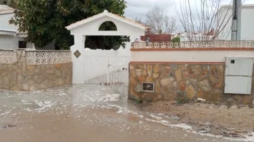 Así sufren el temporal las playas de Dénia 13