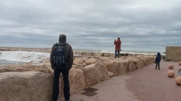 Así sufren el temporal las playas de Dénia 25