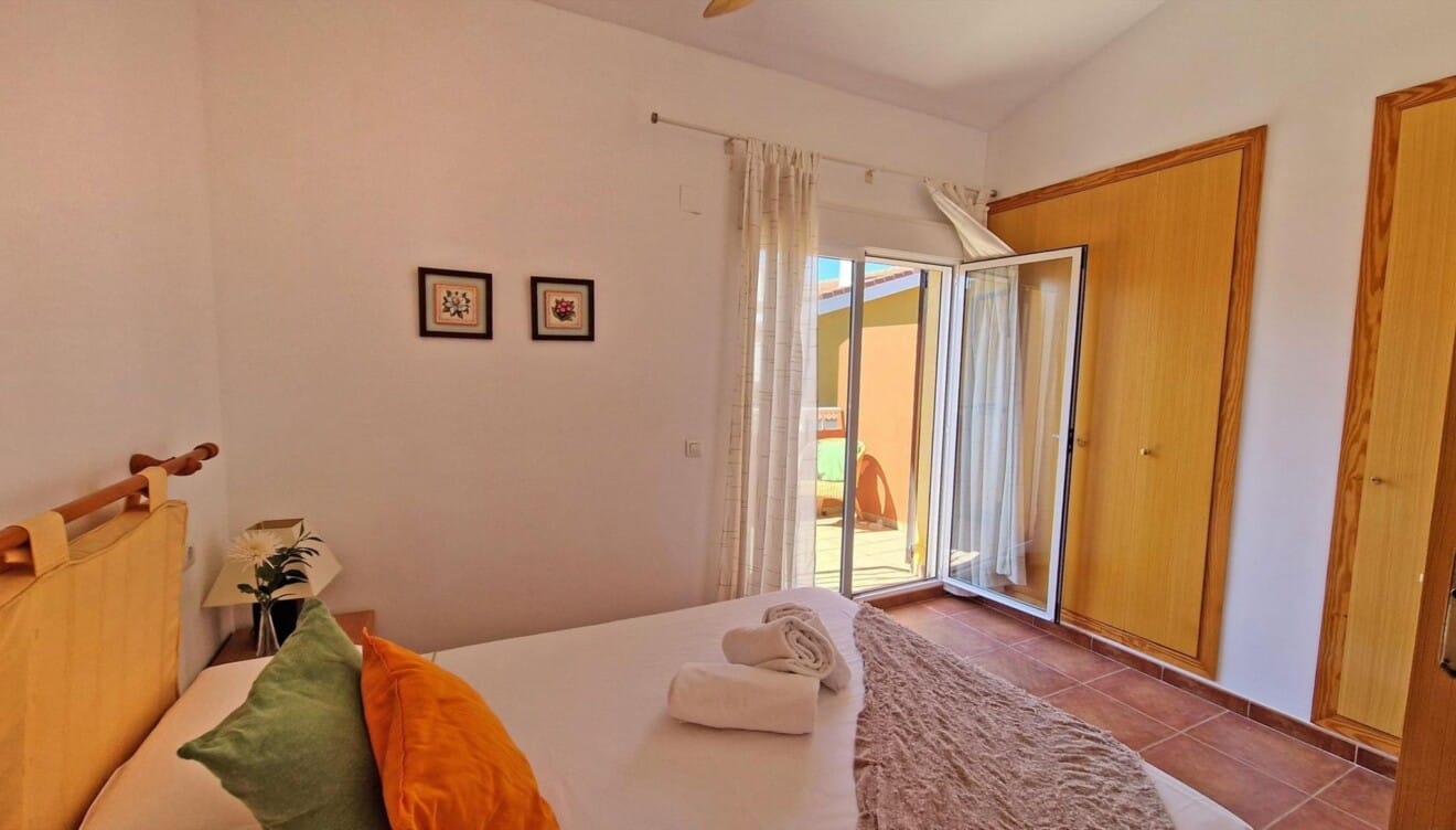 Distribución en dos plantas ideal para familias o grupos