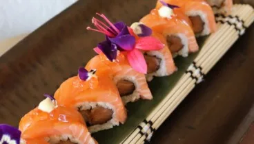 Nigiri con pescado fresco y arroz perfecto