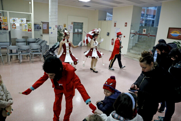 recepcion de los reyes magos en el centro social de denia 24