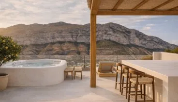 Terraza de Villa Azalea con vistas despejadas y orientación soleada