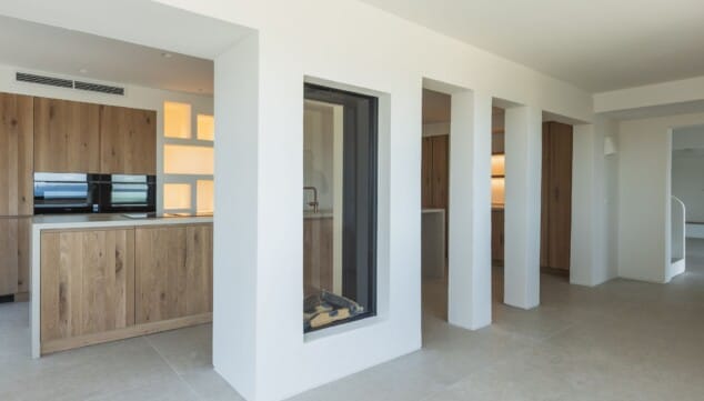 como construir una casa duradera en entorno costero