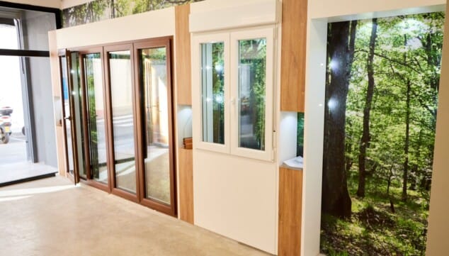 Imagen: Conjunto de puerta y ventana de suelo a techo para transformar la fachada en una fuente de confort térmico