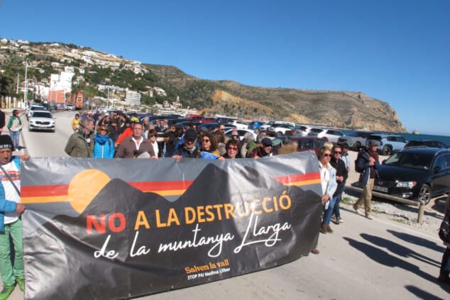 decenas de personas realizaron una caminata en defensa del litoral 32
