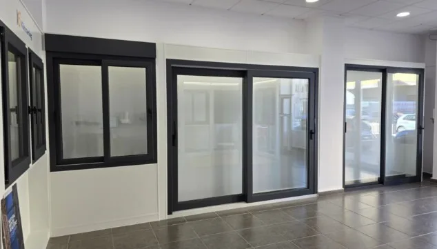 fabricacio a mida en alumini i pvc