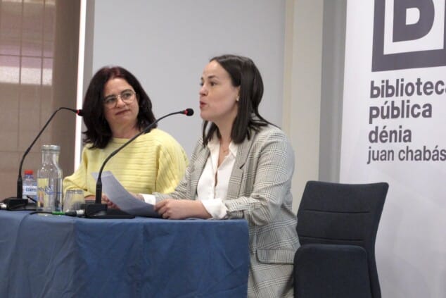 Imagen: La concejala Melani Ivars durante la presentación del plan